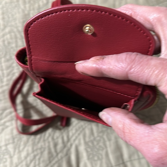 STL Over the Neck Purse.  Never Used. - Picture 2 of 4